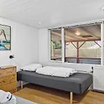 Vakantiehuis 4 Bedroom Cozy In Ans By Roe