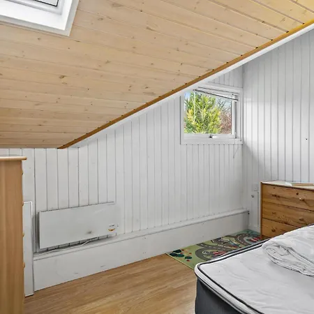 Сasa de vacaciones 4 Bedroom Cozy In Ans By Roe