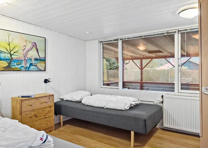 Holiday home 4 Bedroom Cozy In Ans By Roe